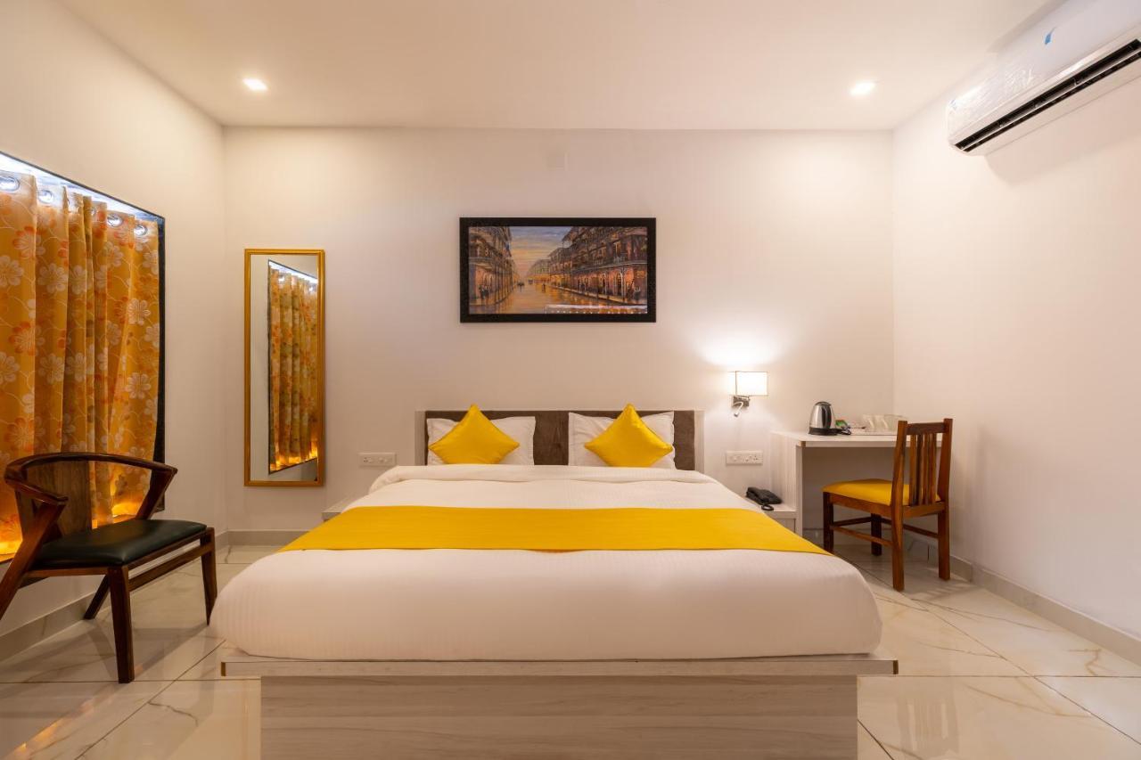Haveli Jai Durga Udaipur Lake Facing With Swimming Pool Exteriör bild